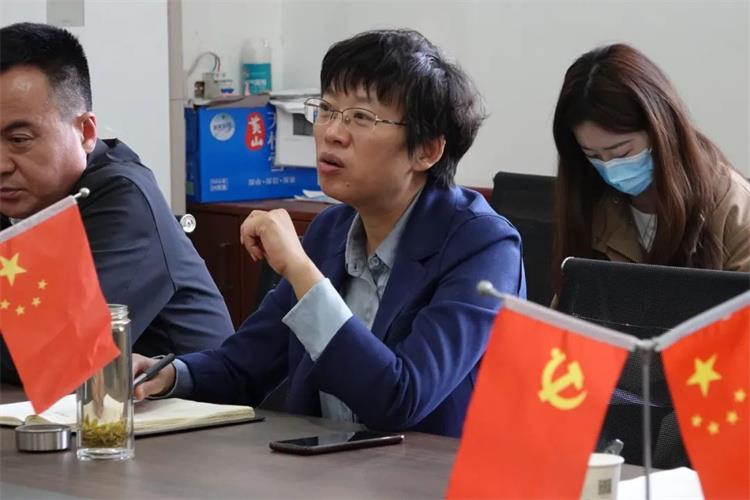 梁山縣縣委常委、常務(wù)副縣長張建芬蒞臨正陽集團(tuán)調(diào)研指導(dǎo)工作